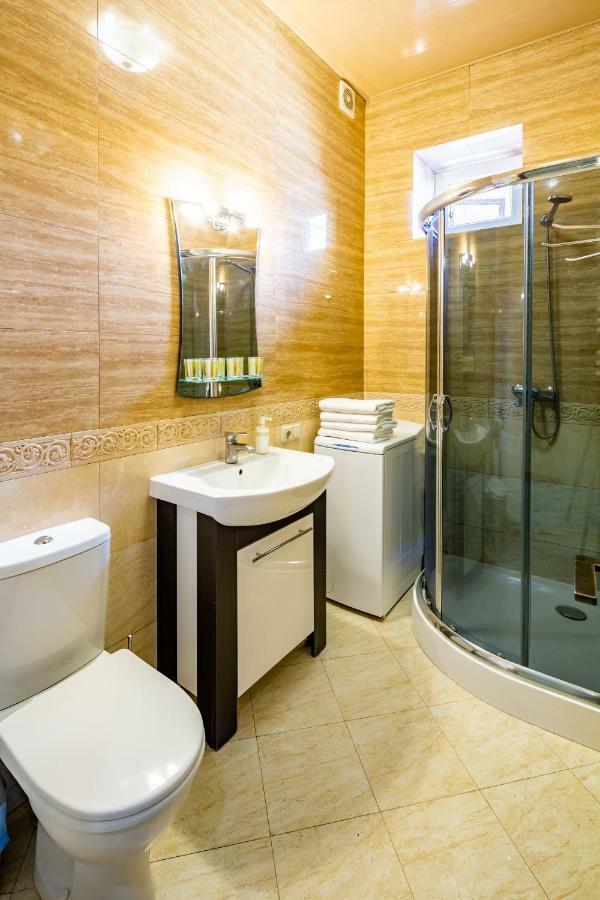 Alfa Apartments Kniazia Romana 11 إلفيف المظهر الخارجي الصورة